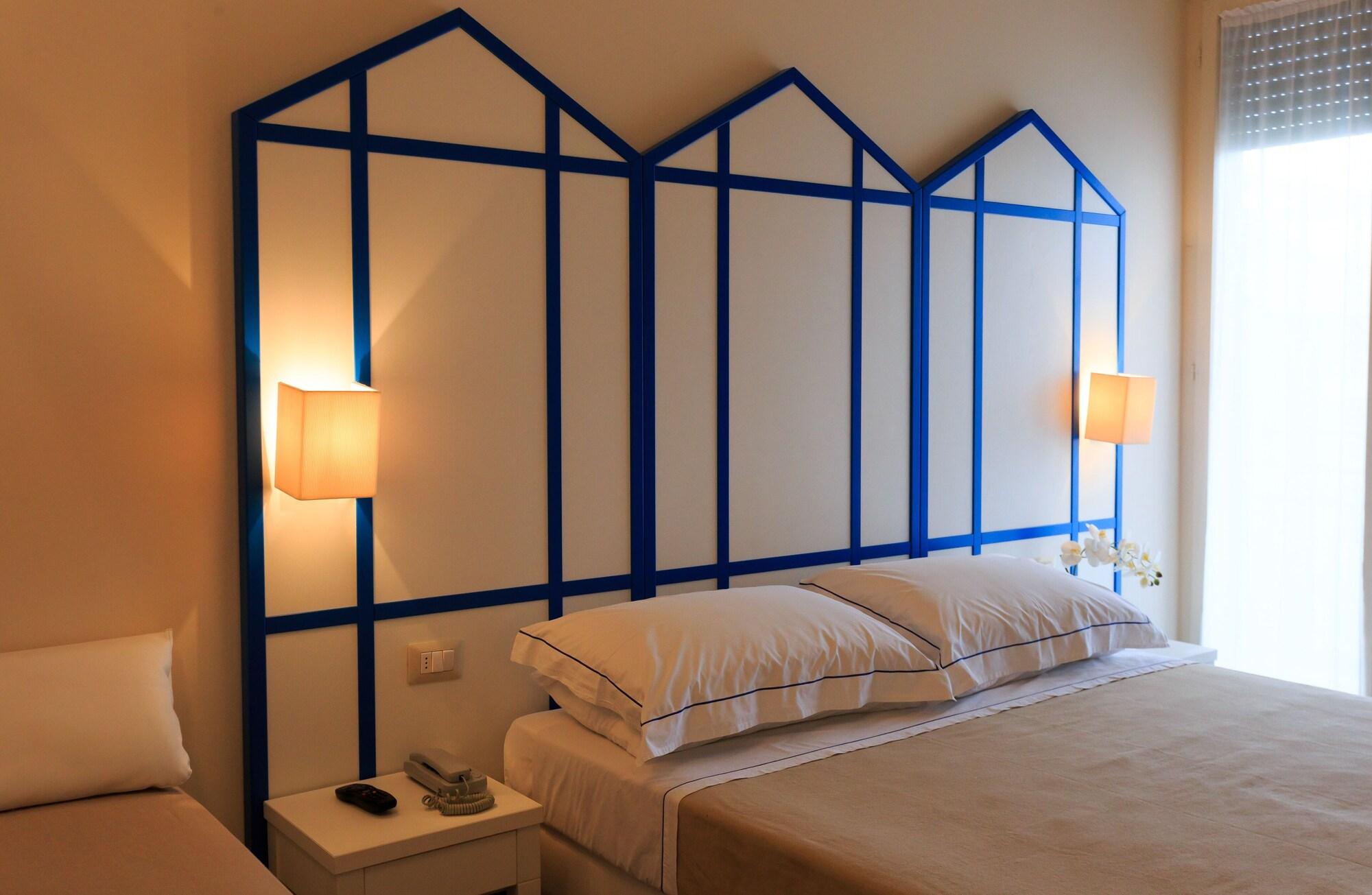 Mini hotel Rimini Bagian luar foto