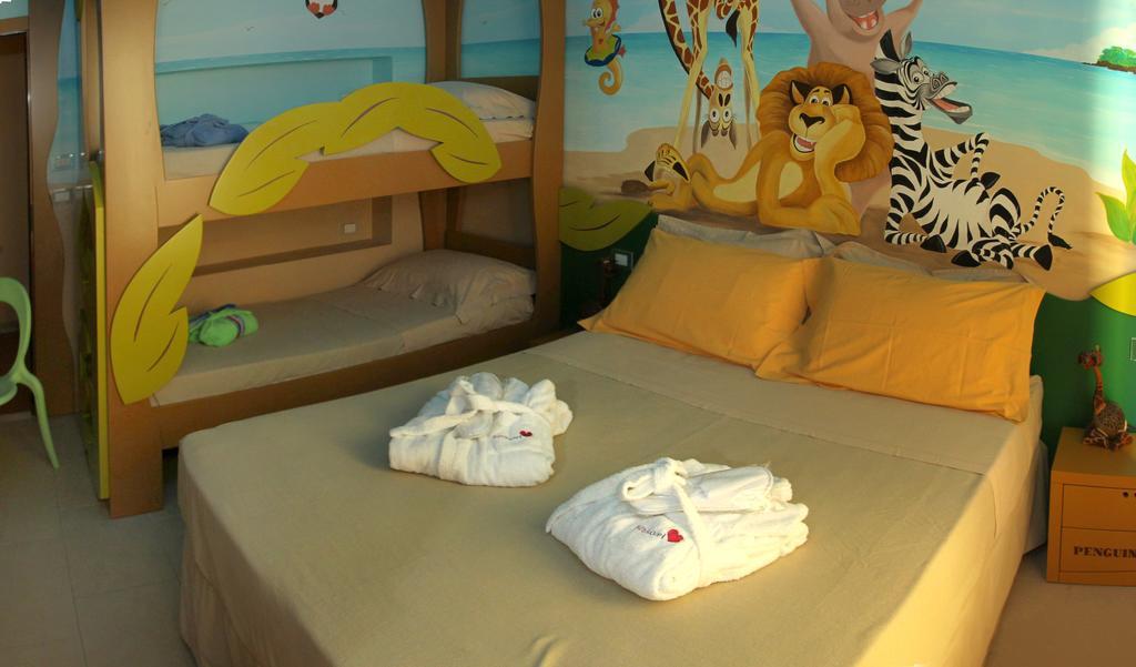 Mini hotel Rimini Bagian luar foto