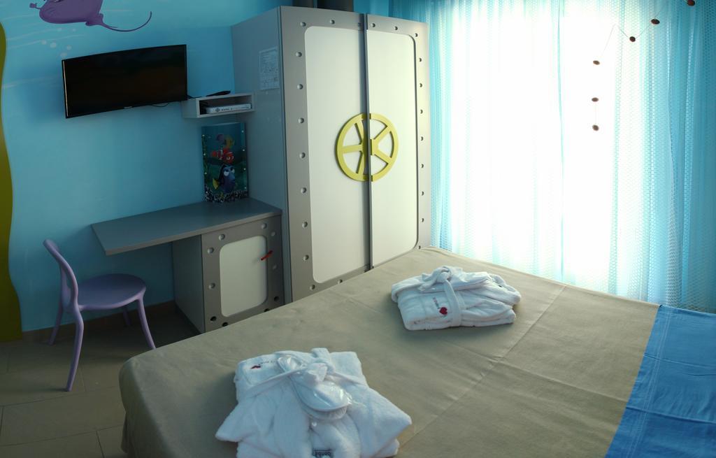 Mini hotel Rimini Bagian luar foto